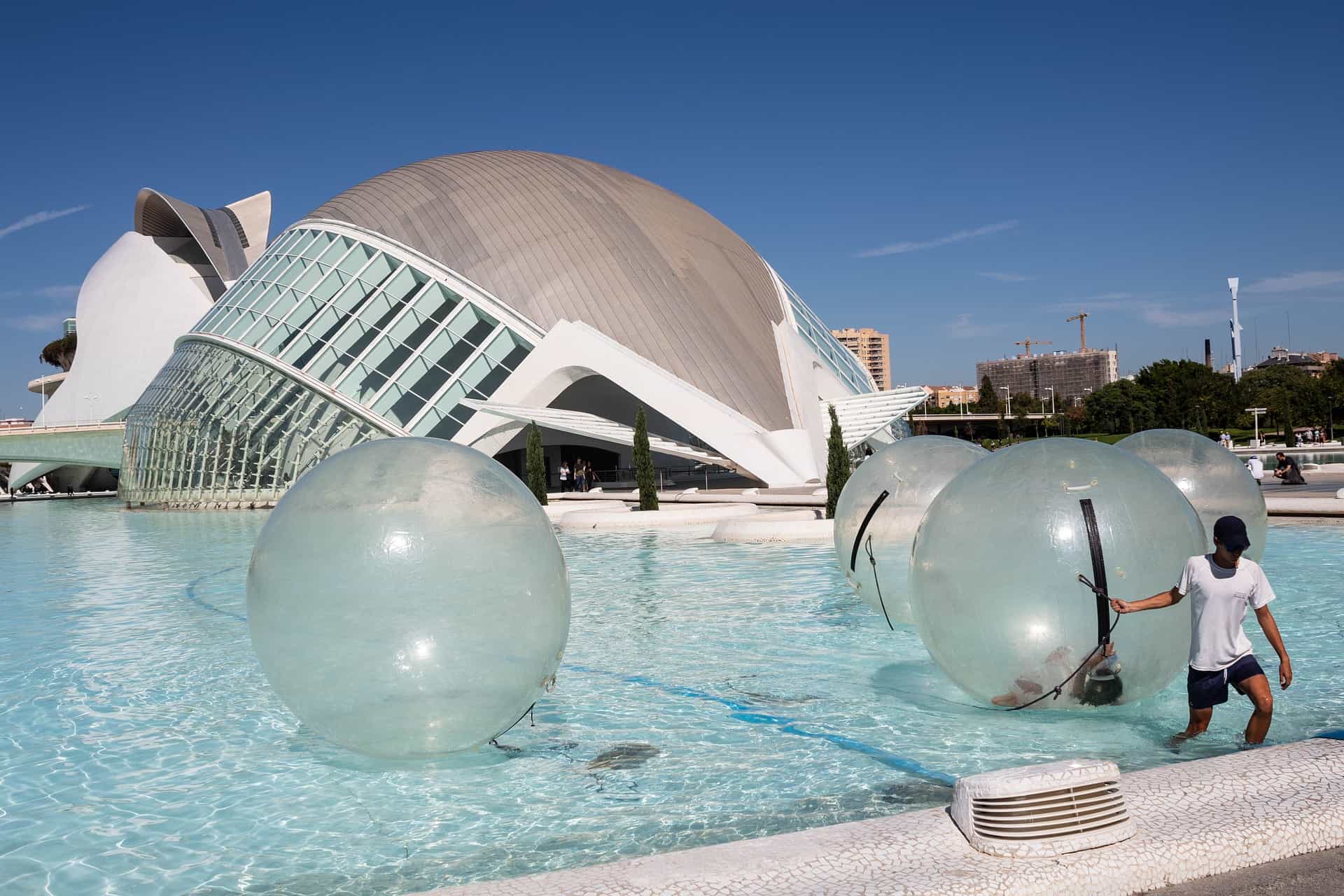 Zwembaden Valencia in de Stad van Kunst en Wetenschap: Aquabubble