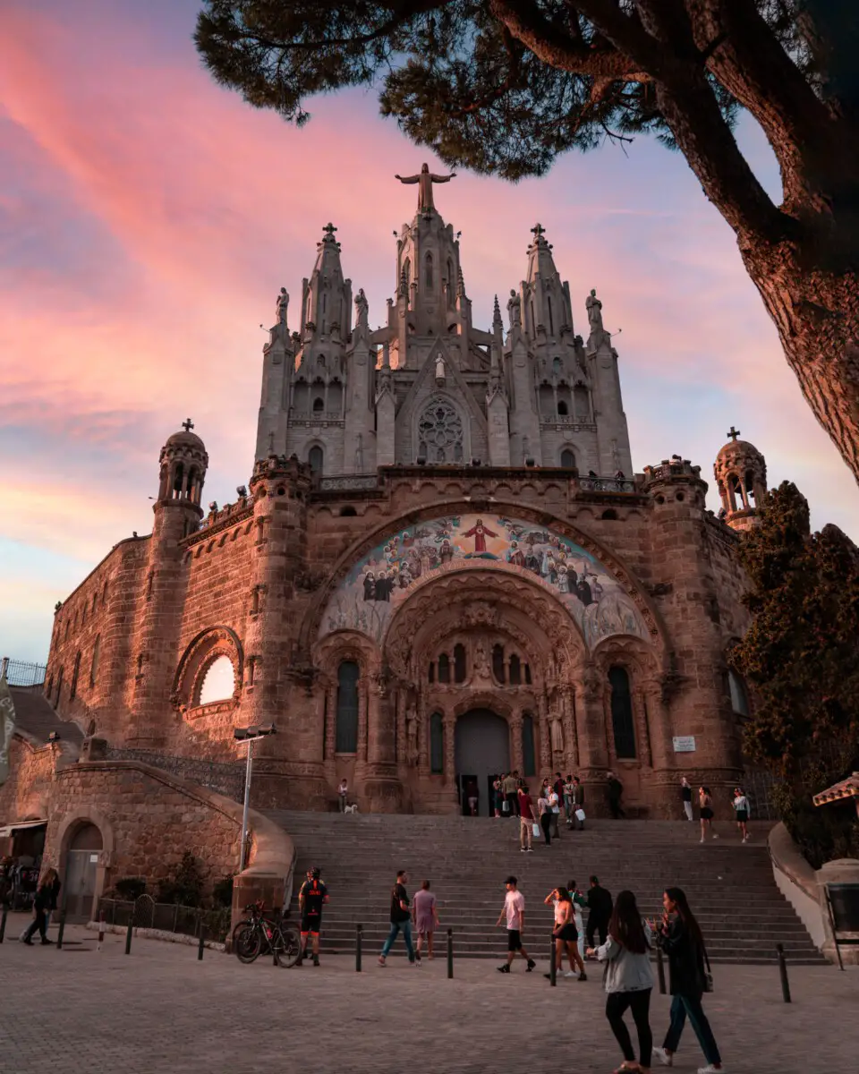 Barcelona Kerk Templo Expiatorio del Sagrado Corazón
