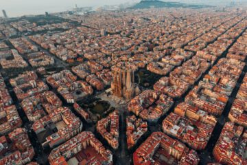 Nee, een stedentrip naar Barcelona hoeft niet duur te zijn. Spanje is in verhouding tot Nederland een relatief goedkoop land.