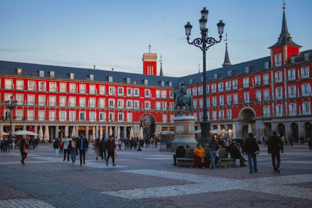 Een andere gratis bezienswaardigheid in Madrid is het Plaza Mayor plein.