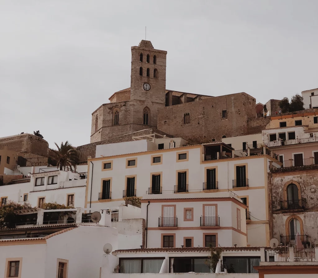 Dalt Vila is het oudste gedeelte van Ibiza-stad en daarbij het gedeelte dat op de lijst van Unesco staat.