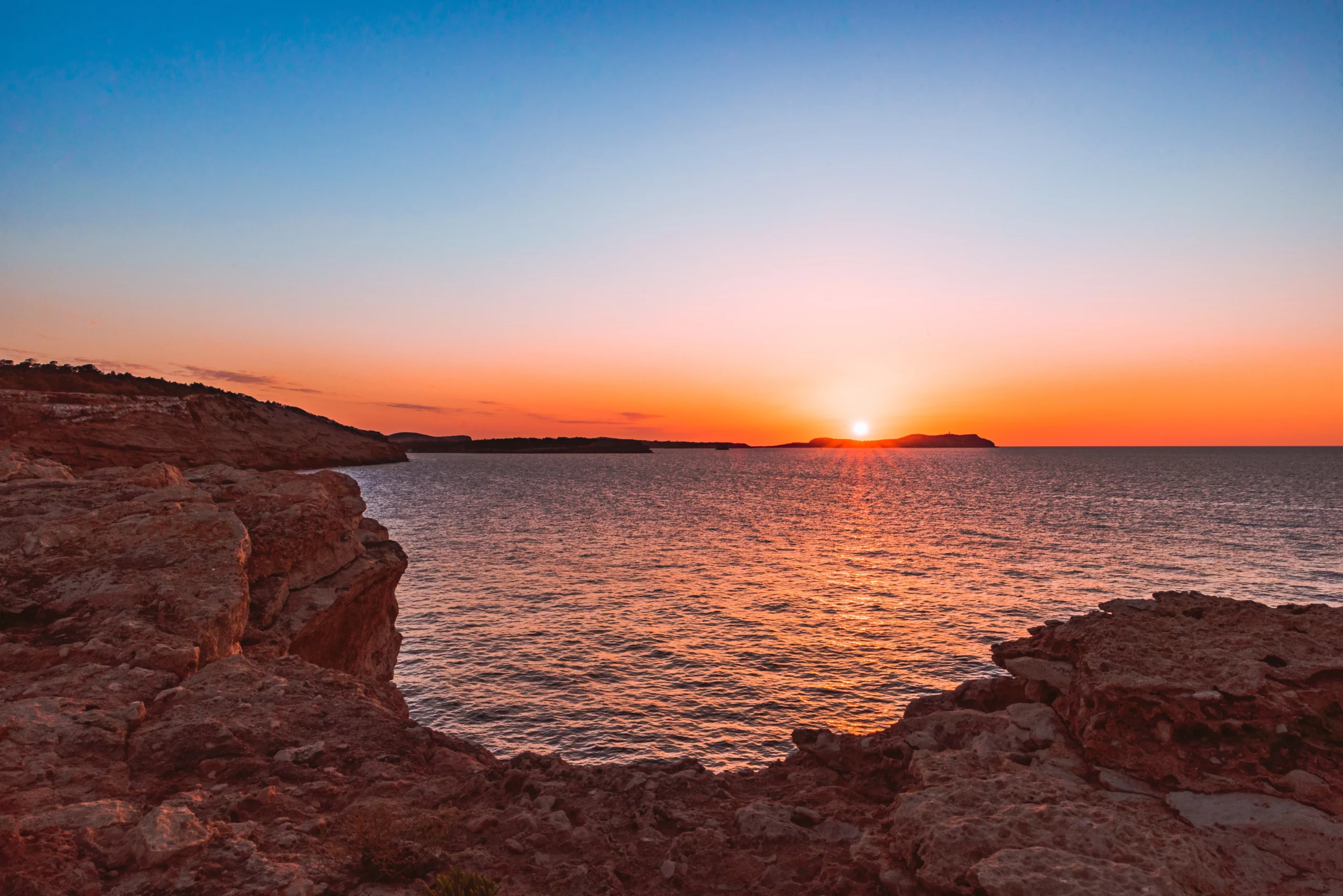 Er zijn nog steeds een aantal verborgen plekjes te vinden op Ibiza. Zo zijn er verschillende 'onontdekte' stranden te vinden.